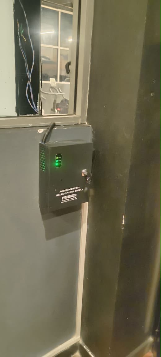 Access control backup power supply